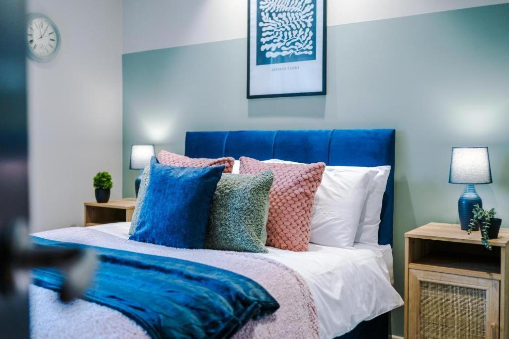 Exquisite Central York Abode Sleeps 6! Luaran gambar