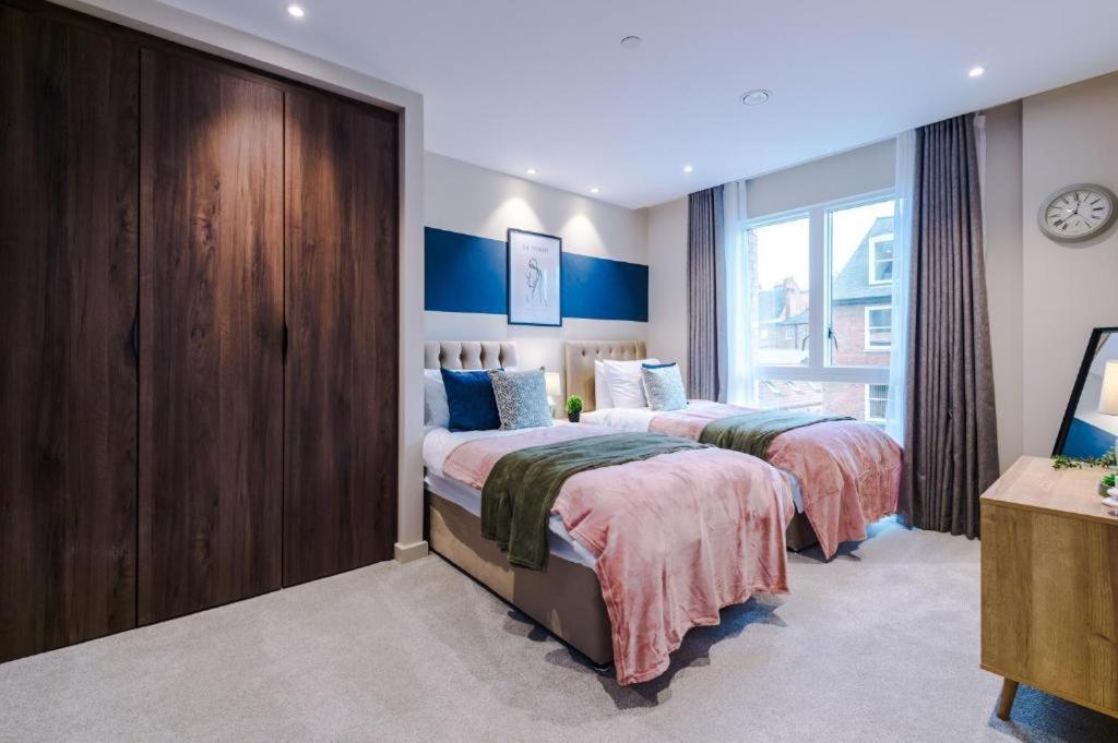 Exquisite Central York Abode Sleeps 6! Luaran gambar