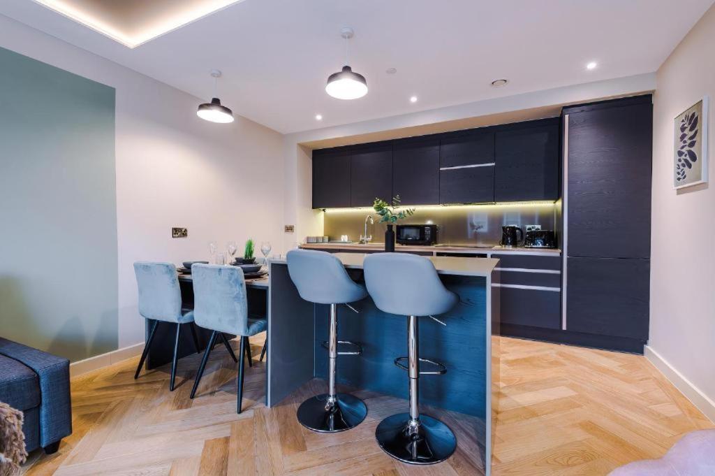 Exquisite Central York Abode Sleeps 6! Luaran gambar
