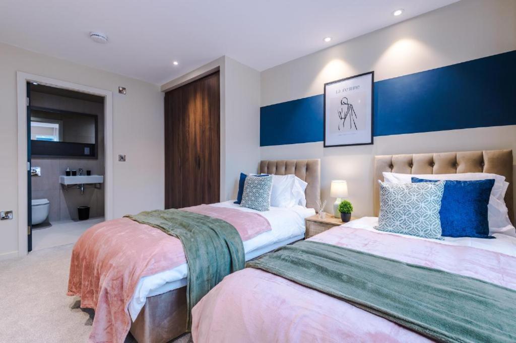 Exquisite Central York Abode Sleeps 6! Luaran gambar