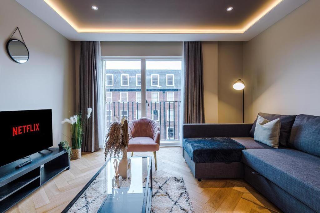 Exquisite Central York Abode Sleeps 6! Luaran gambar